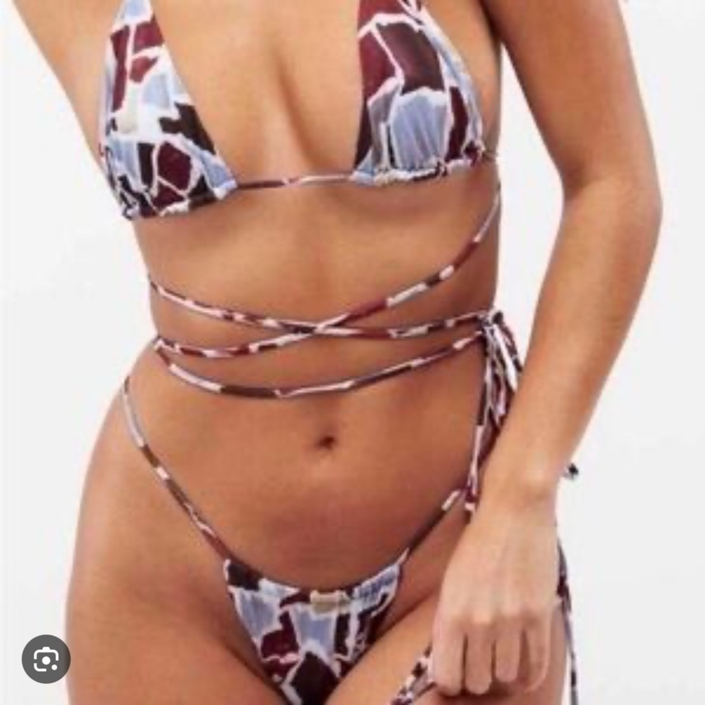 iNAMORATA Abstract Print Wrap Bikini